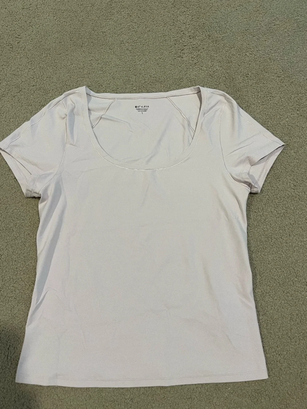 Transcend Scoop Tee. Large. Lilac Sky - Picture 5 of 9